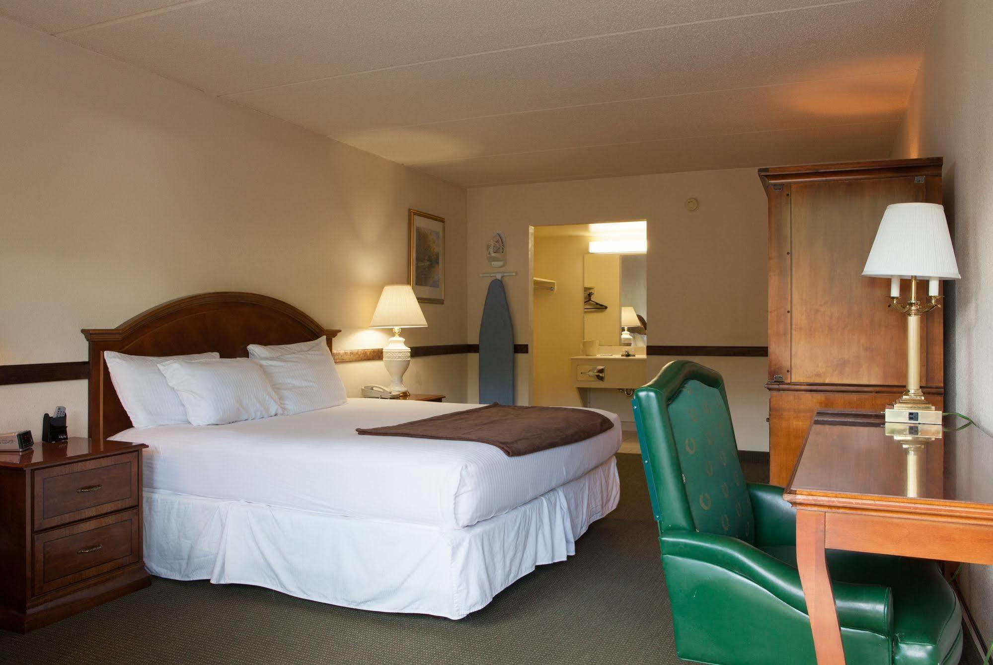 Cherokee Lodge Bagian luar foto