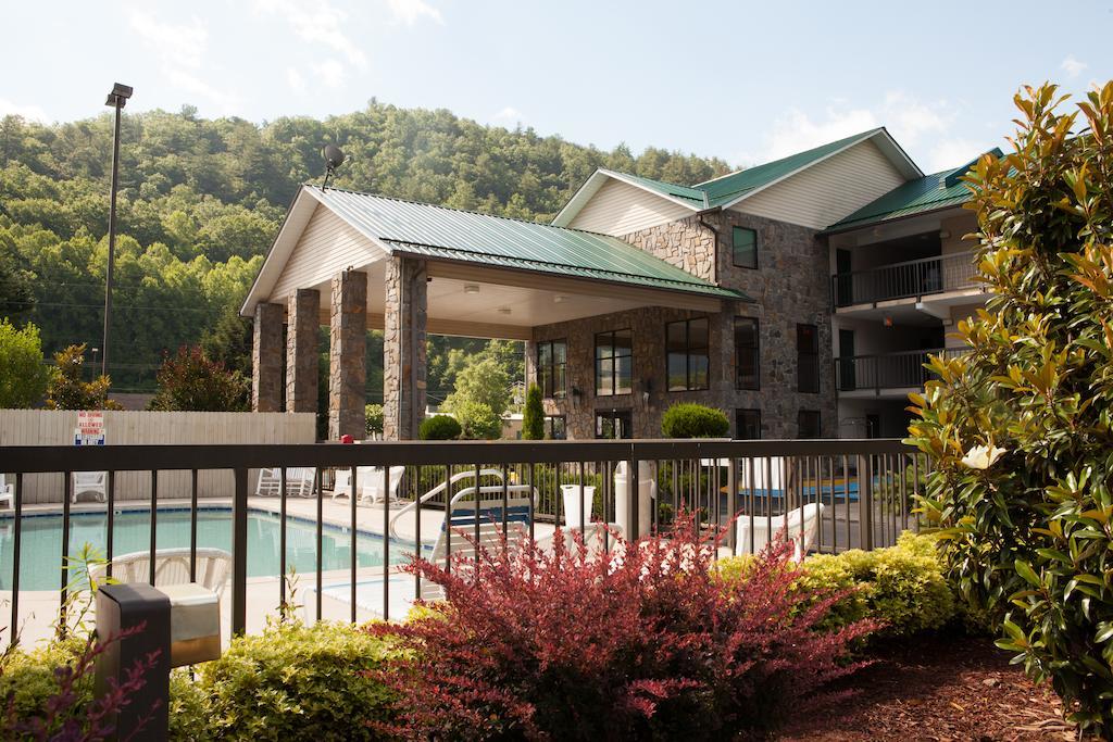 Cherokee Lodge Bagian luar foto
